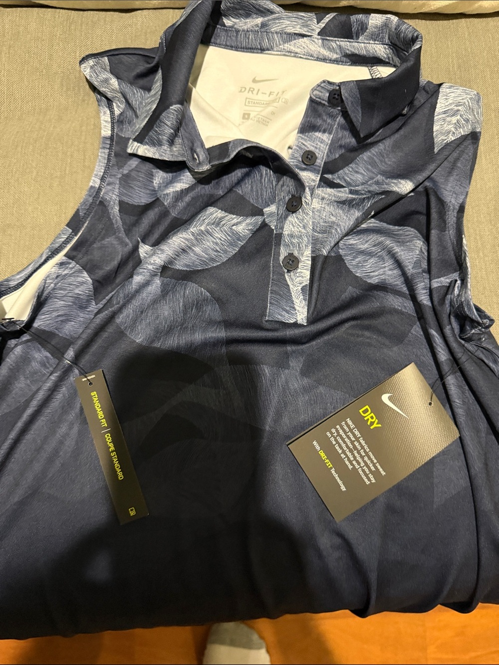 Nike Navy Leaf-Print Sleeveless Polo Tank - Picture 4 of 4
